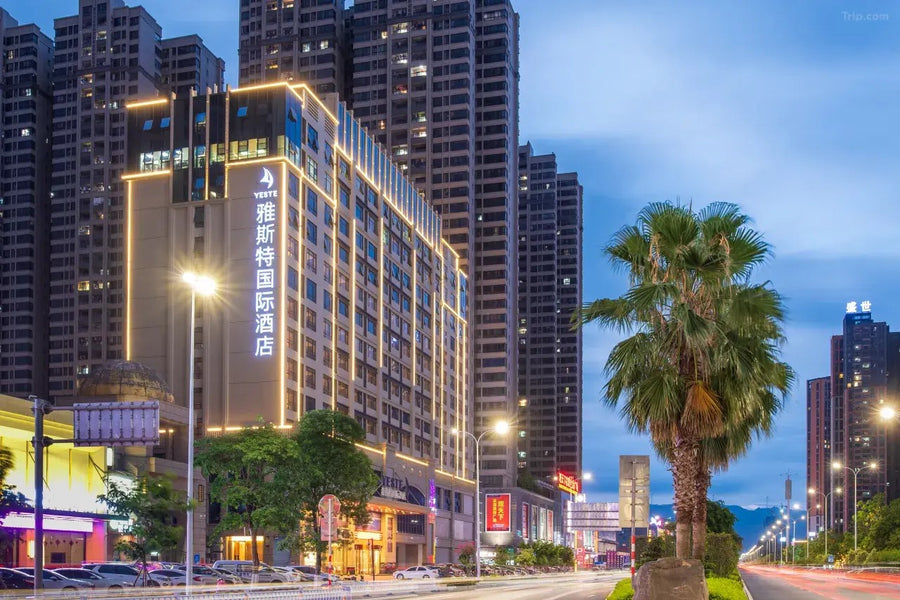 Yasi Grand Hotel